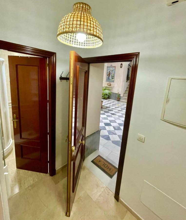 Gatu Villa Gadir, Preferente Mayores De 25 Anos Y Familias 카디스 외부 사진