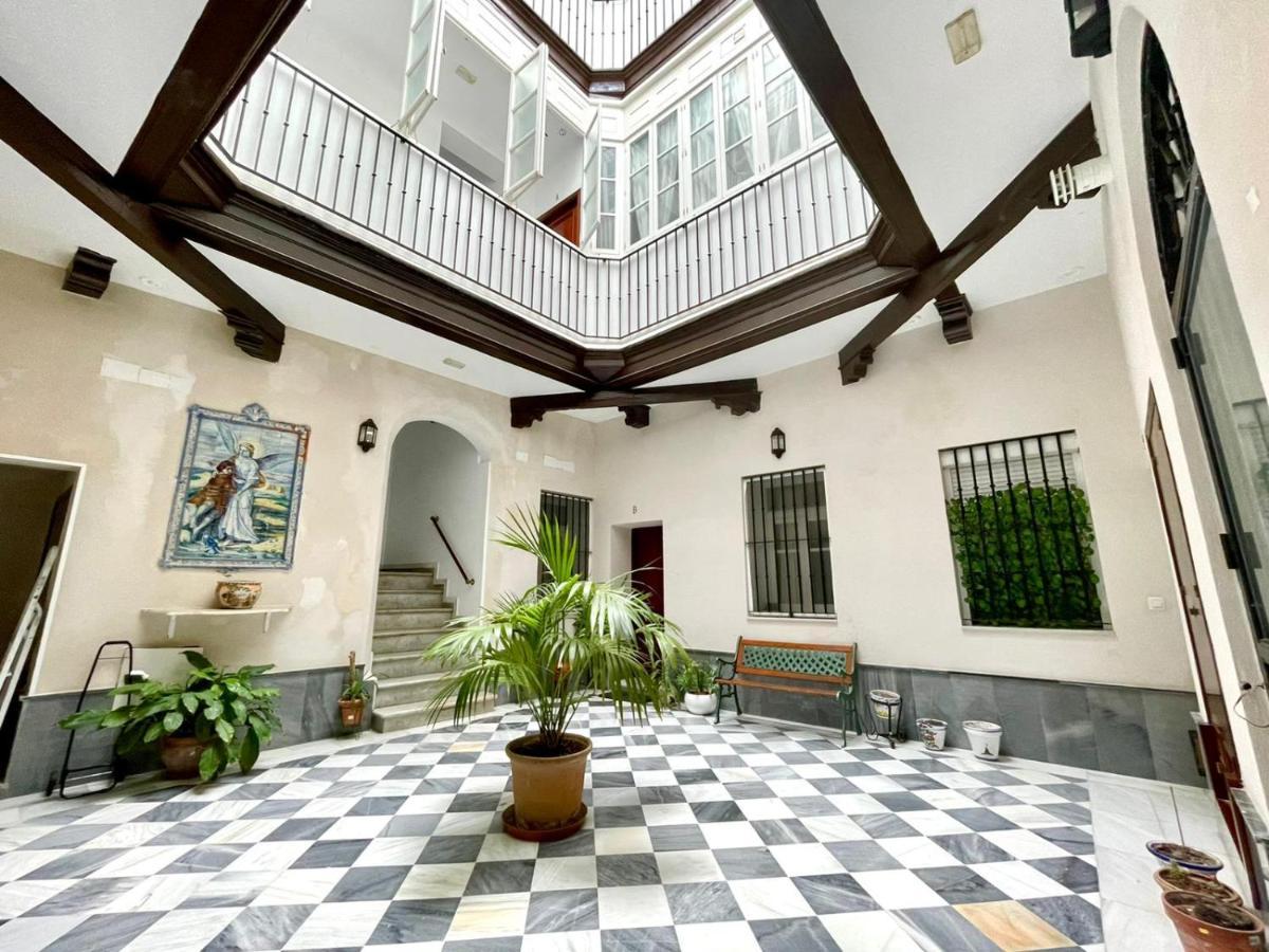 Gatu Villa Gadir, Preferente Mayores De 25 Anos Y Familias 카디스 외부 사진